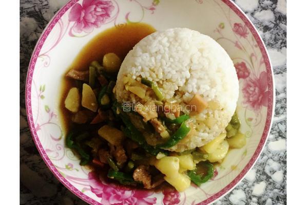 咖喱肉丁时蔬