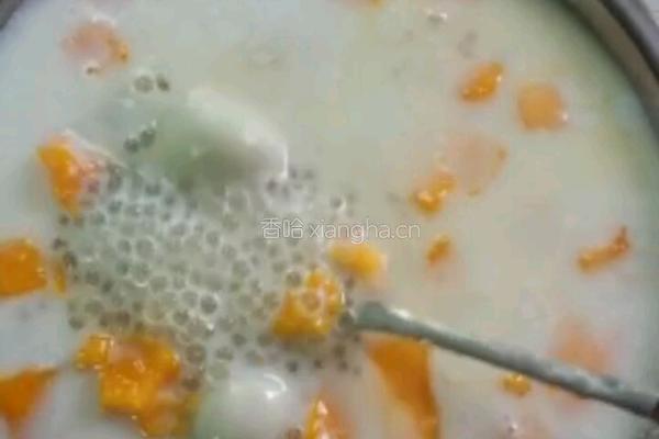 芒果汤圆西米露的做法图解4
