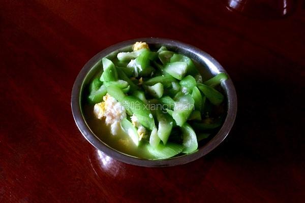 鸭蛋炒丝瓜的做法图解5