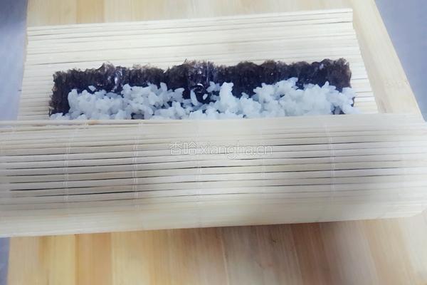 自制寿司卷的做法图解8