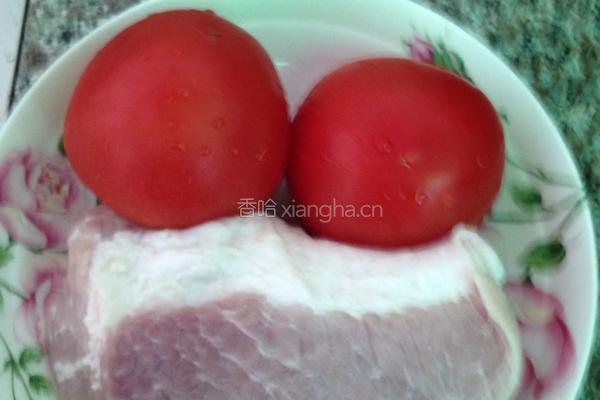 西红柿肉丸汤的做法图解1