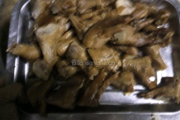 辣炒凤爪的做法图解1