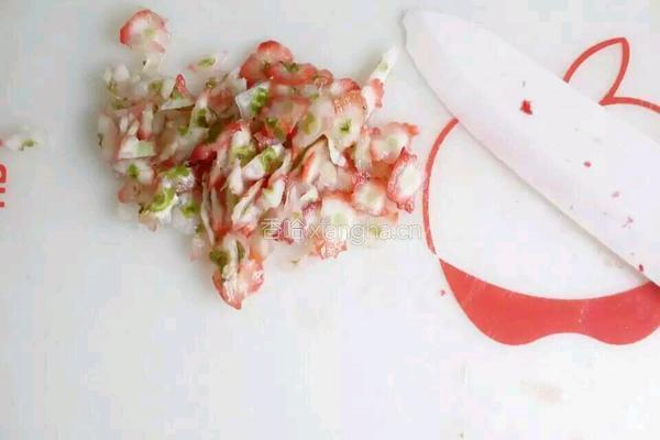 草莓蜜饯的做法图解3