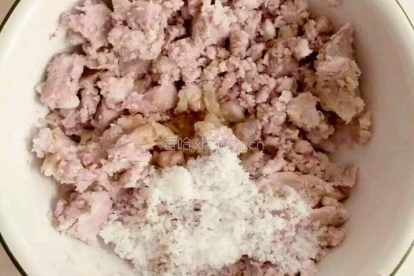 脆皮芋头豆沙卷的做法图解1