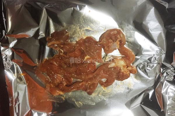 奥尔良鸡腿堡的做法图解3
