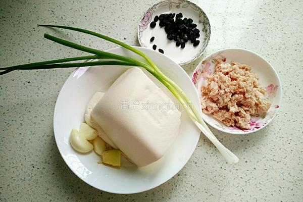 麻婆豆腐的做法图解1