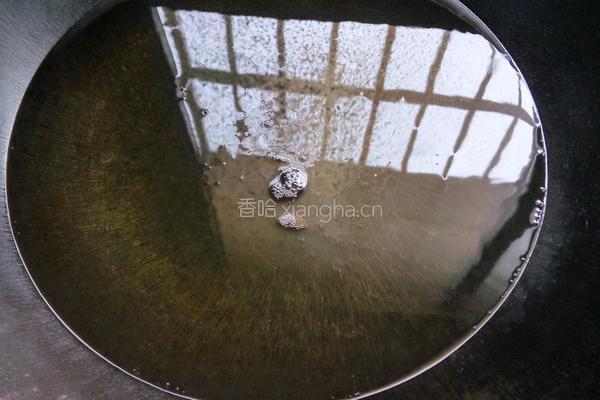 糖衣花生的做法图解1