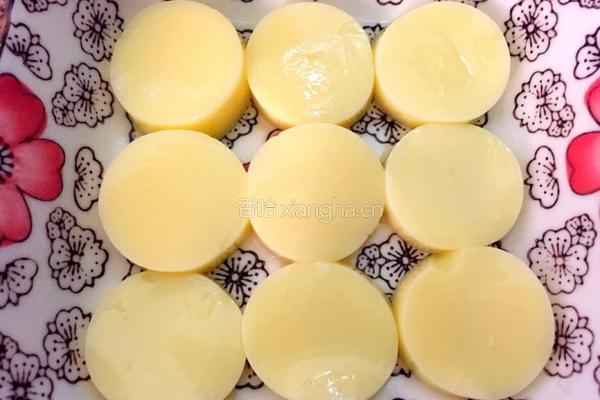 玉子豆腐蒸肉丸的做法图解1
