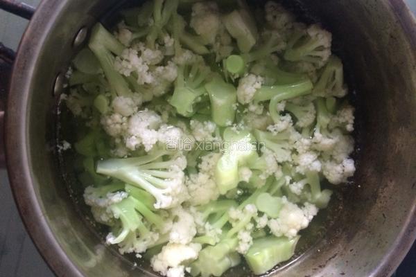 番茄味菜花的做法图解2