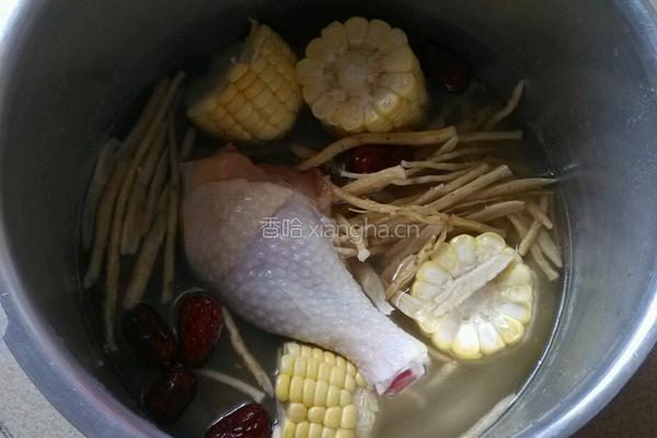 高压锅炖补汤的做法图解5