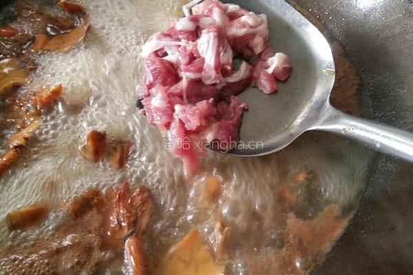 枞树菌瘦肉汤的做法图解5