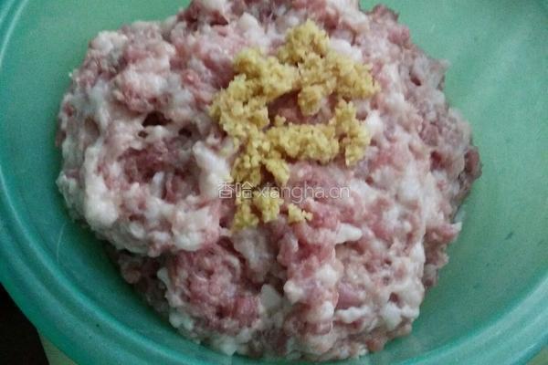 鲜香玉米鲜肉包的做法图解4