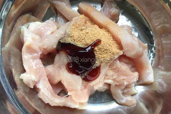 香酥鸡柳的做法图解2