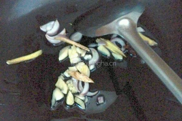 番茄炒豆角的做法图解3