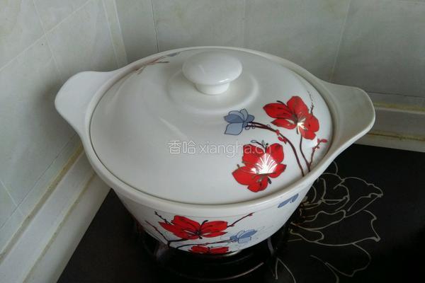 沙锅煲鸡汤的做法图解2