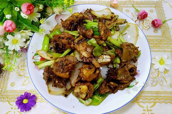 麻辣干炒鸡的做法图解10