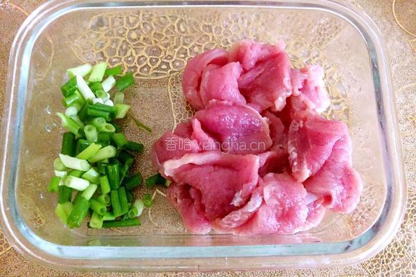 辣白菜炒土豆片的做法图解3