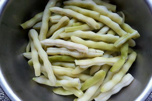 芸豆肉馅饺子的做法图解4