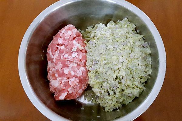 芸豆肉馅饺子的做法图解8
