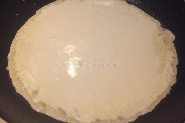 火腿肠鸡蛋卷饼的做法图解3