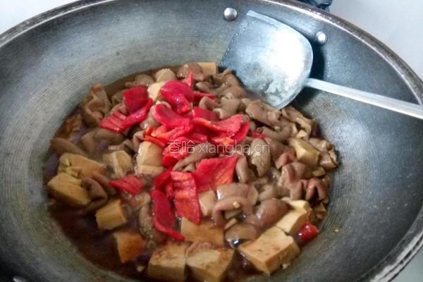 大肠炖豆腐的做法图解8