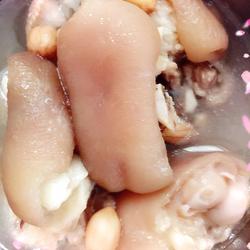花生炖猪蹄（孕妈宝妈食谱）的做法[图]