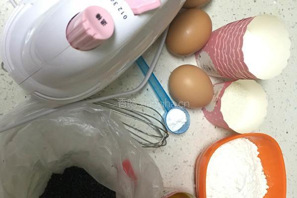 杯子原味蛋糕的做法图解1