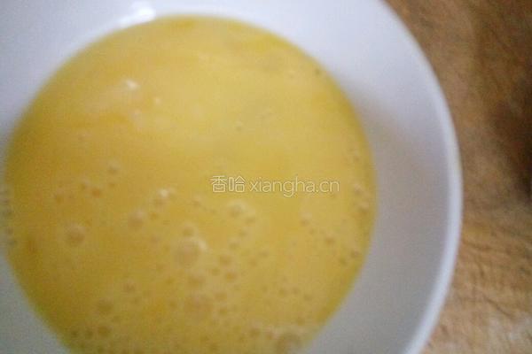 呛锅番茄紫菜蛋花汤的做法图解3