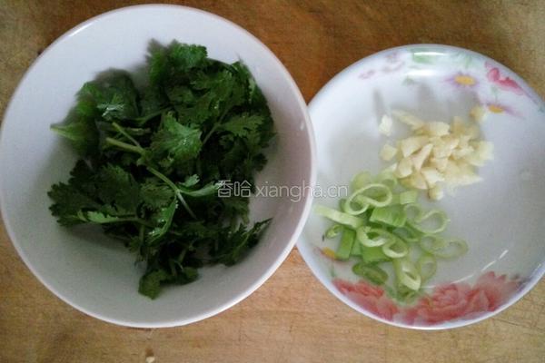 呛锅番茄紫菜蛋花汤的做法图解4