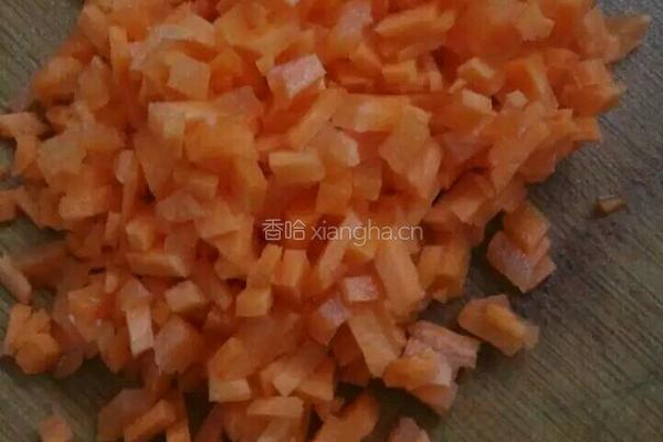 胡萝卜鲜虾粥的做法图解2