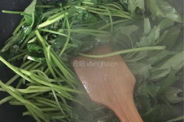 蒜香红薯叶的做法图解6