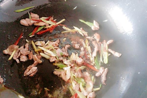肉丝茄片的做法图解6