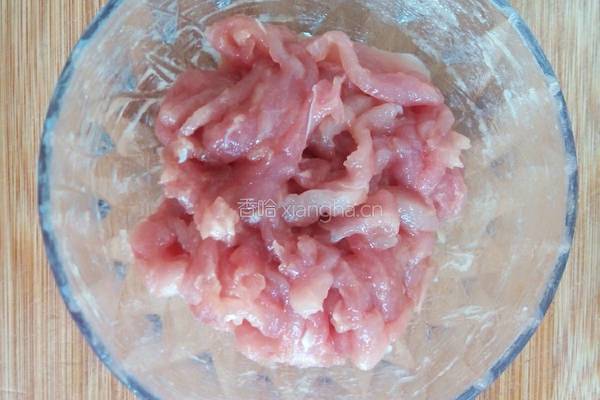 芹菜炒肉的做法图解3