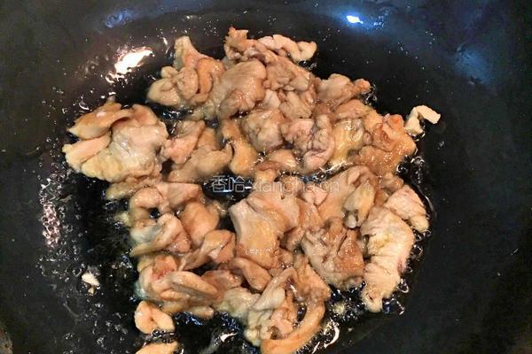里脊肉炒黄瓜的做法图解3