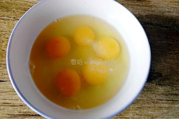 青椒炒鸡蛋的做法图解3