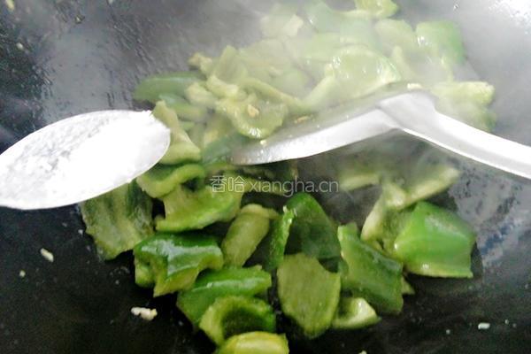 青椒炒鸡蛋的做法图解10