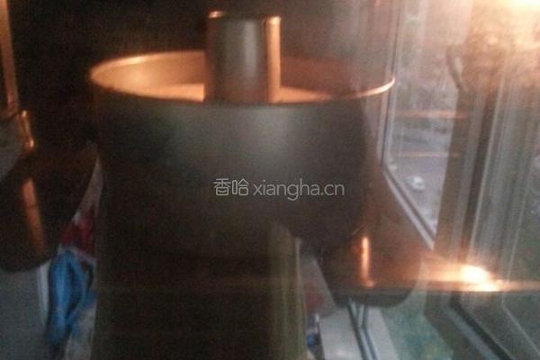 香蕉蔓越梅戚风的做法图解12