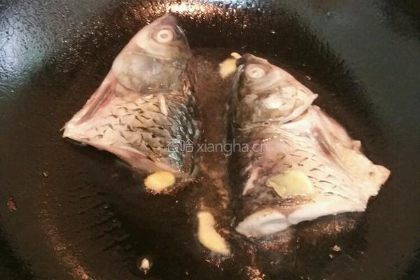鱼头豆腐汤的做法图解4