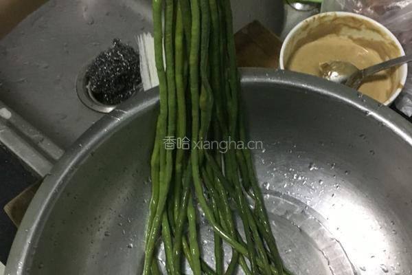 花生豇豆的做法图解6