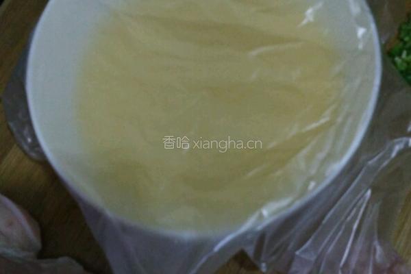 青椒鸭蛋羹的做法图解3