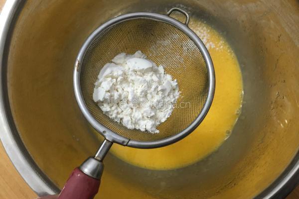 八寸戚风蛋糕的做法图解6