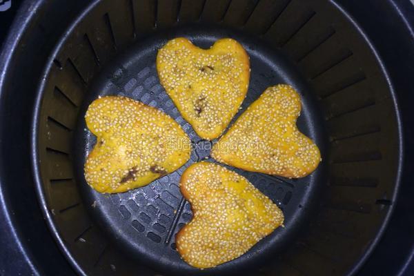 红豆馅南瓜饼的做法图解11