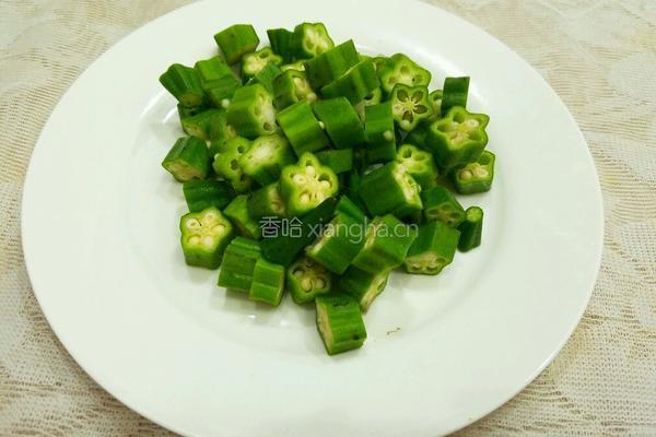 秋葵炒火腿的做法图解2