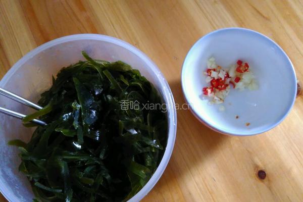 凉拌海带丝的做法图解2