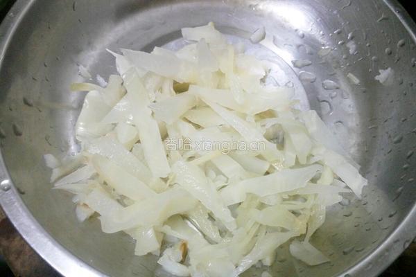 咸菜炒米粉的做法图解1