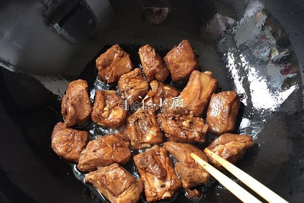 排骨焖饭的做法图解3