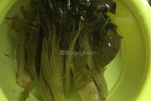 酸菜肉末的做法图解1