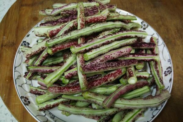 豇豆稀饭的做法图解1