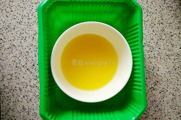 彩虹慕斯的做法图解3