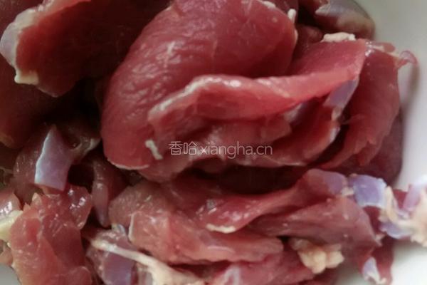 牙签牛肉的做法图解2